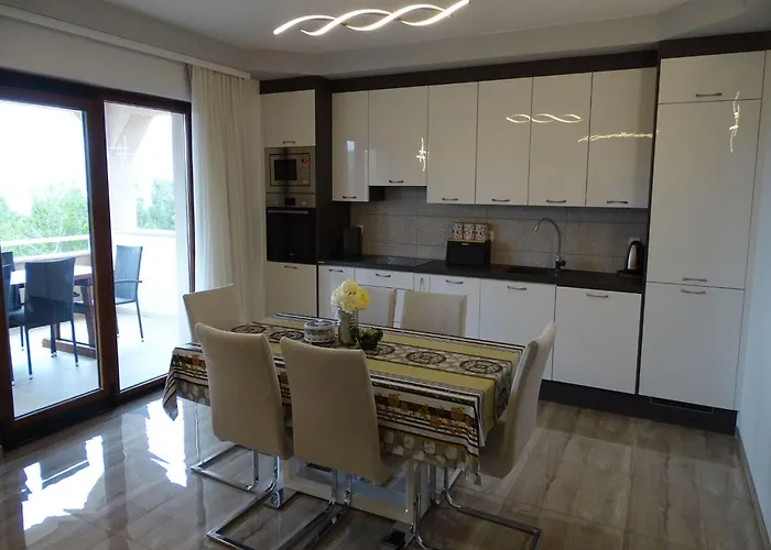 Roncevic By Interhome 야세니스