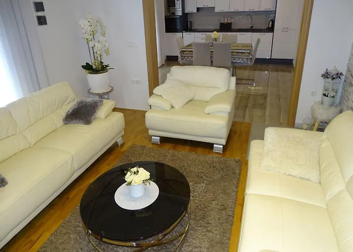 Roncevic By Interhome *